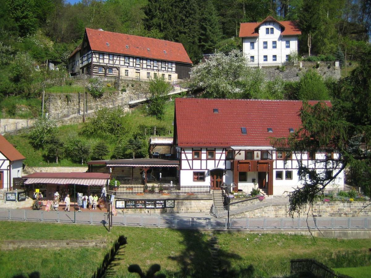 Ferienwohnung Am Gruenbach Ратен Екстериор снимка