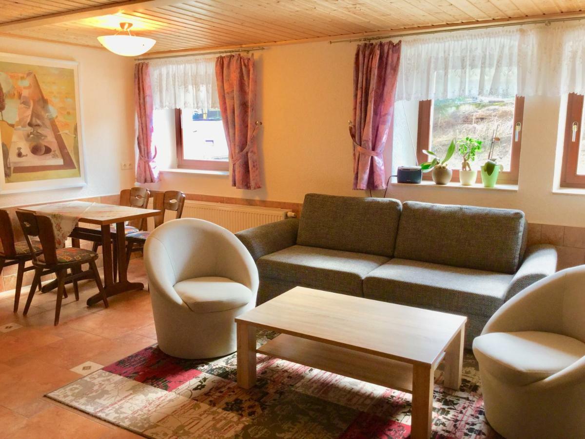 Ferienwohnung Am Gruenbach Ратен Екстериор снимка
